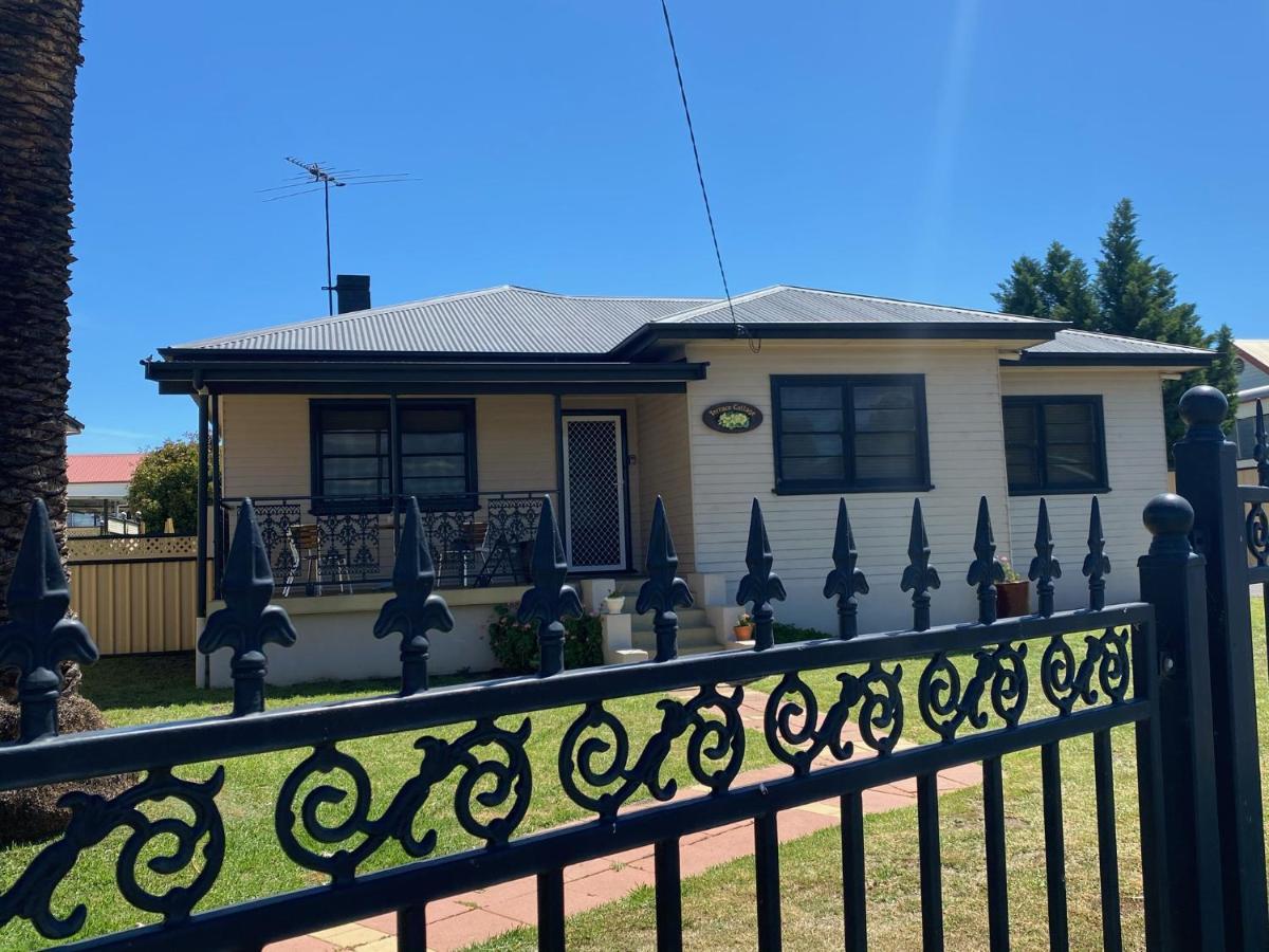 Inverell Terrace Motor Lodge Exterior photo