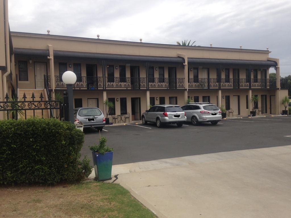 Inverell Terrace Motor Lodge Exterior photo